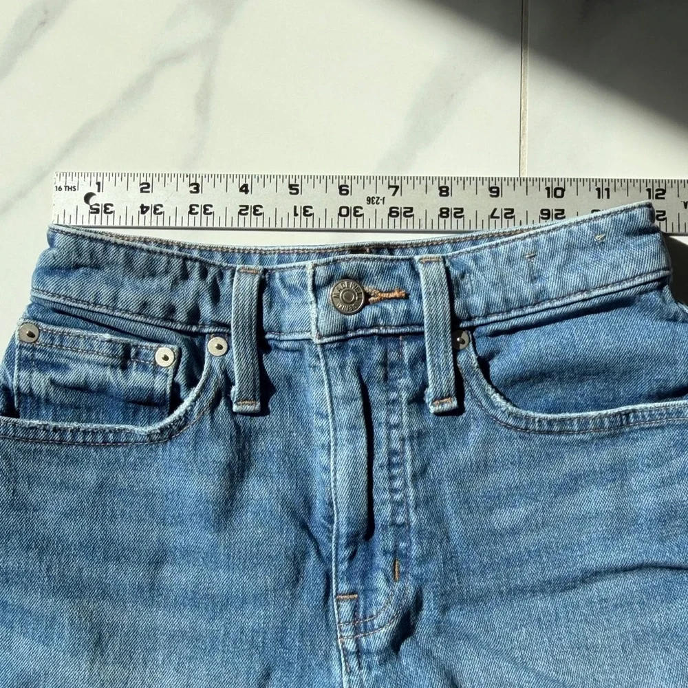 Madewell Curvy High-Rise Cut Off Blue Denim Jeans Women’s Size 24